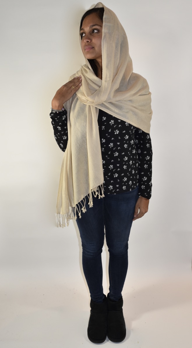 Cashmere scarf in beige - Counting Flowers